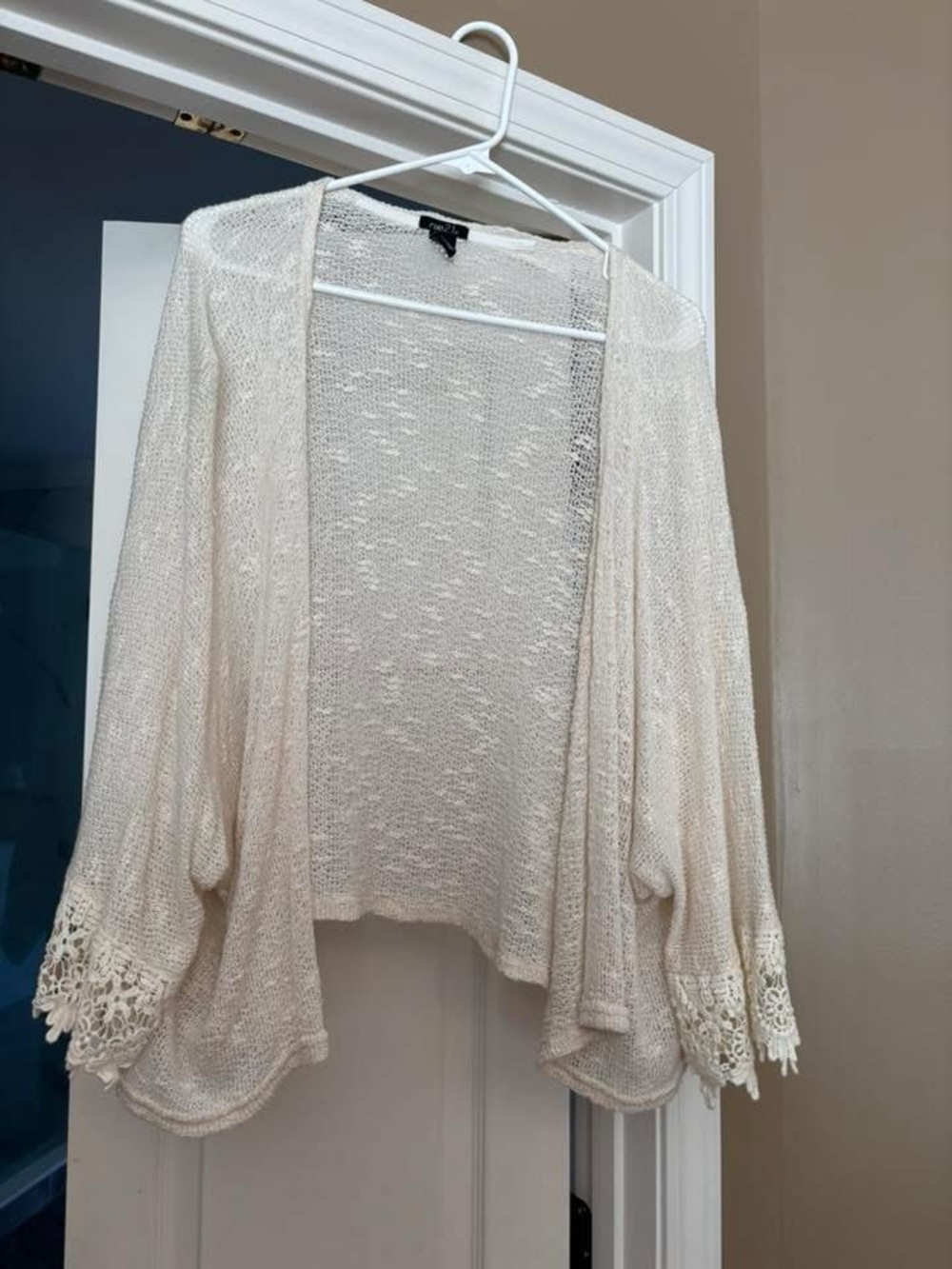 Lightweight Crochet-Trim Open Cardigan - Cream